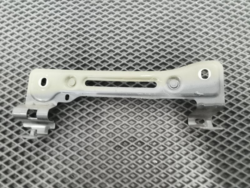 Кронштейн крыла, 2000 рублей, Балашиха