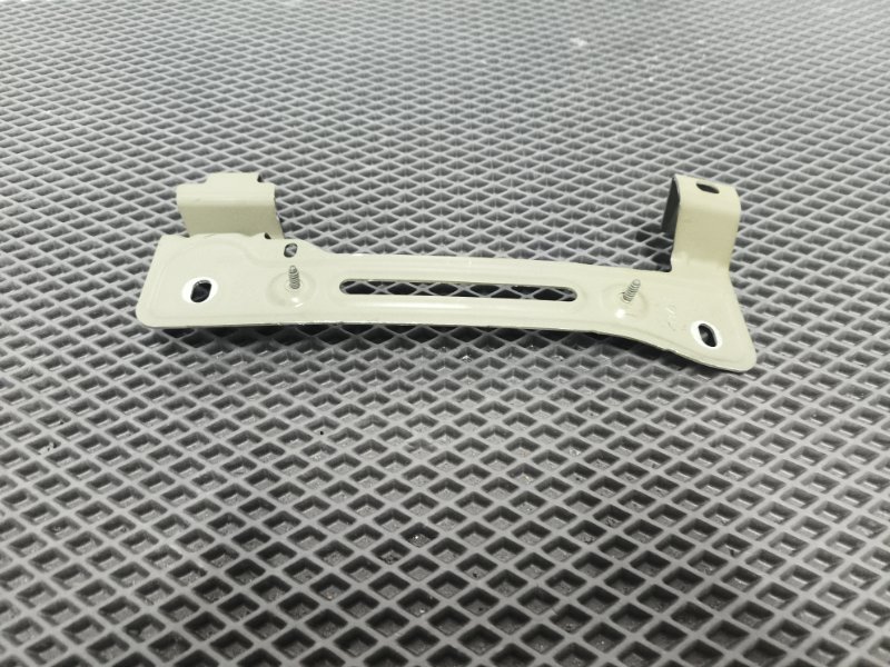 Кронштейн крыла, 2000 рублей, Балашиха