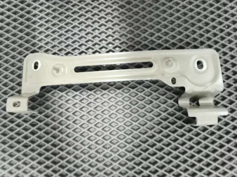 Кронштейн крыла, 2000 рублей, Балашиха