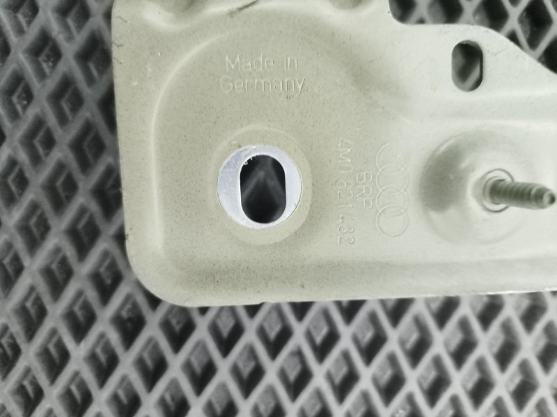 Кронштейн крыла, 2000 рублей, Балашиха