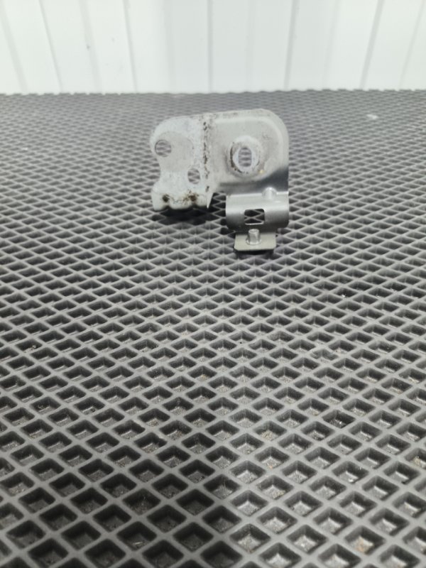 Кронштейн крыла, 1500 рублей, Балашиха