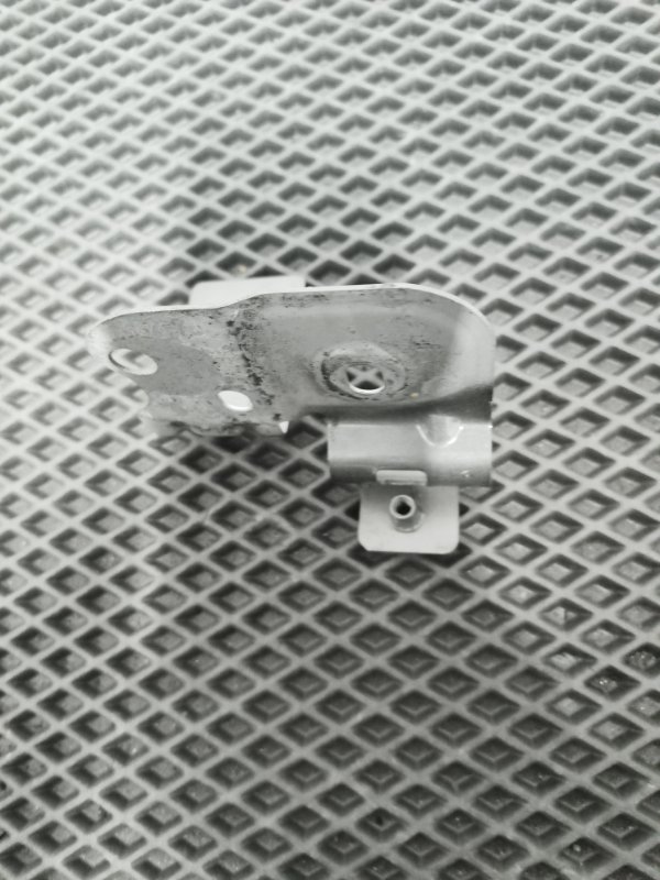 Кронштейн крыла, 1500 рублей, Балашиха