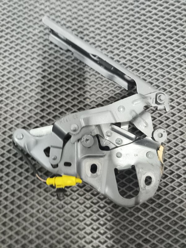 Петля капота, 9000 рублей, Балашиха