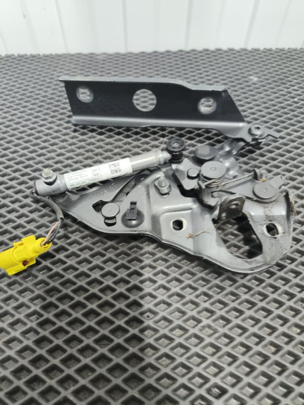 Петля капота, 9000 рублей, Балашиха