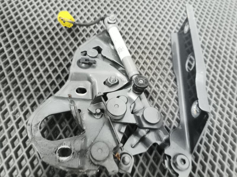 Петля капота, 9000 рублей, Балашиха