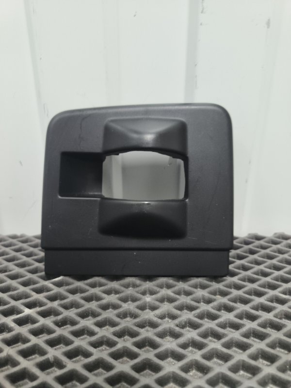 Заглушка крепления сиденья, 1000 рублей, Балашиха