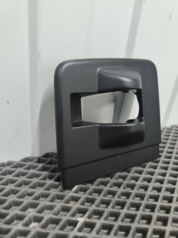 Заглушка крепления сиденья, 1000 рублей, Балашиха