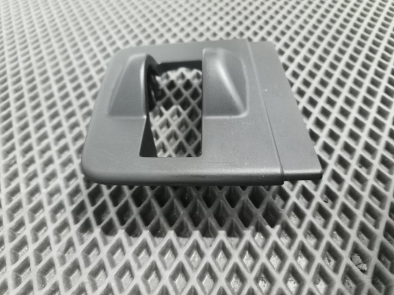 Заглушка крепления сиденья, 1000 рублей, Балашиха