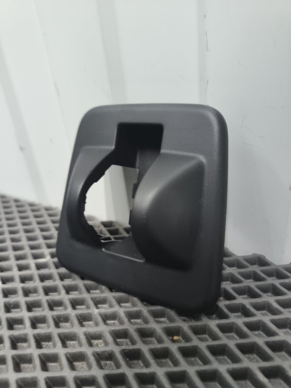 Заглушка крепления сиденья, 1000 рублей, Балашиха