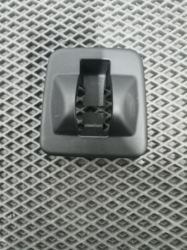 Заглушка крепления сиденья, 1000 рублей, Балашиха