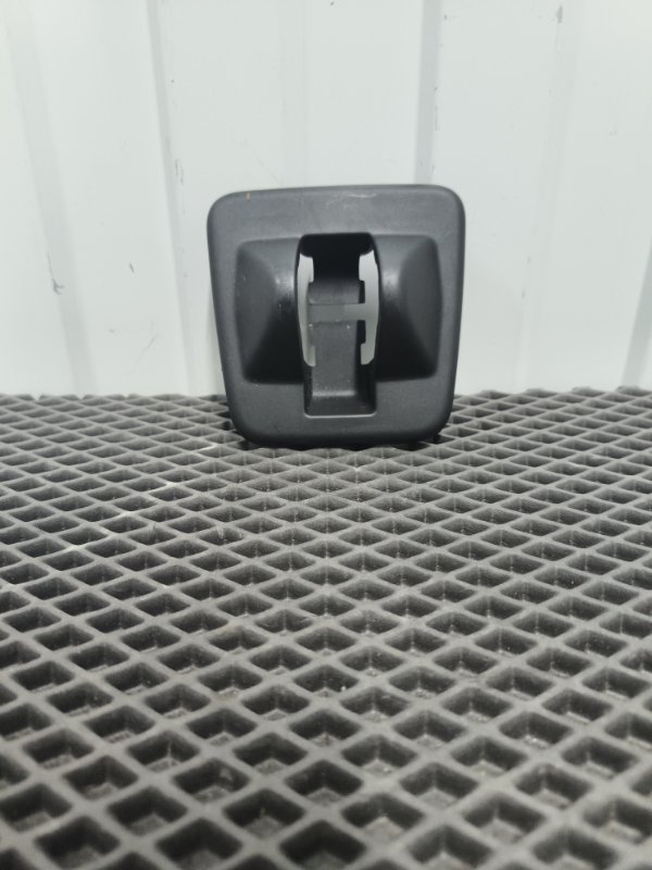 Заглушка крепления сиденья, 1000 рублей, Балашиха