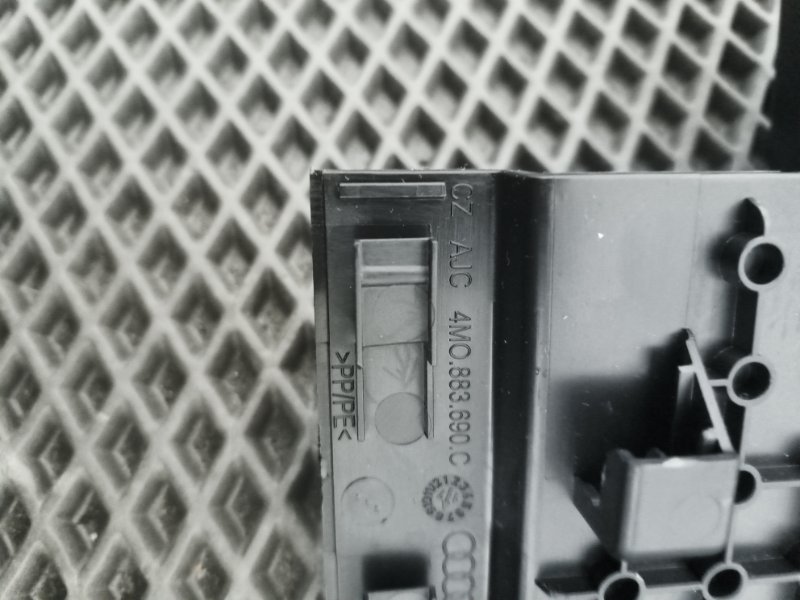 Заглушка крепления сиденья, 1500 рублей, Балашиха