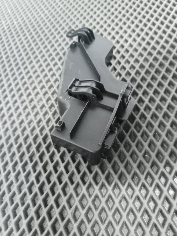 Кронштейн блока предохранителей, 1000 рублей, Балашиха