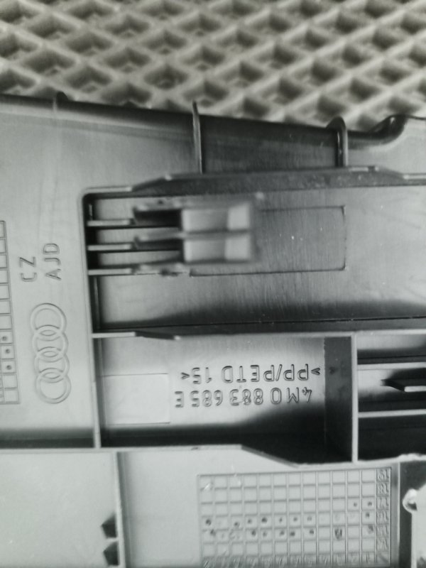 Заглушка крепления сиденья, 1000 рублей, Балашиха