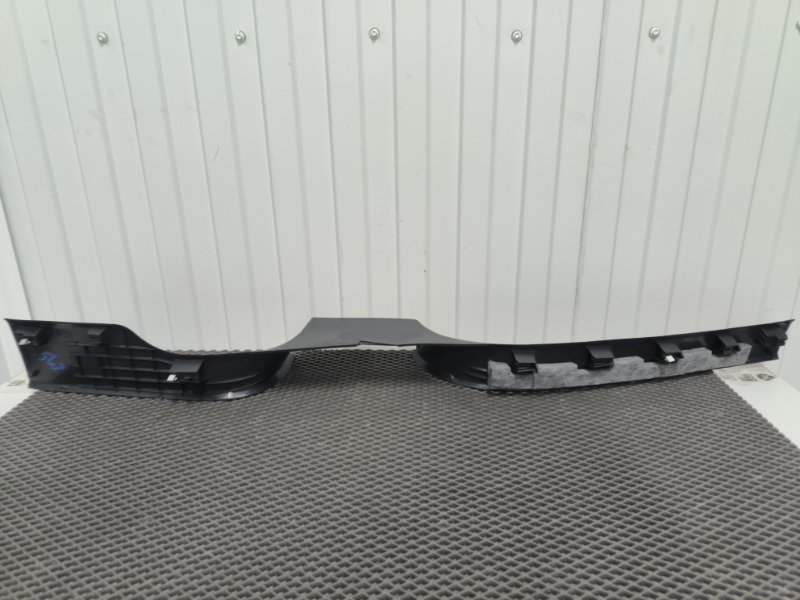 Накладка на порог салона, 2500 рублей, Балашиха