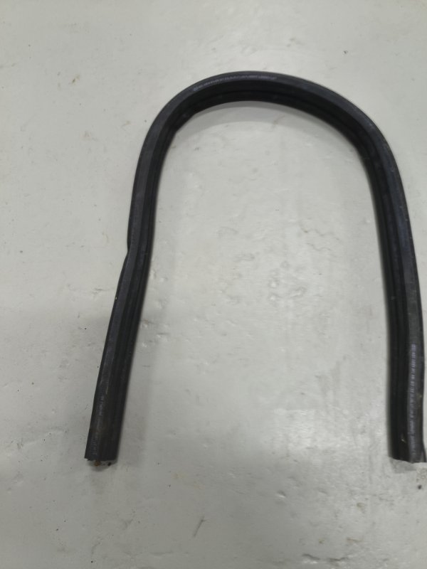 Уплотнительная резинка капота, 3000 рублей, Балашиха