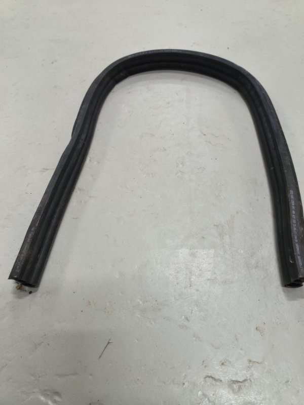 Уплотнительная резинка капота, 3000 рублей, Балашиха