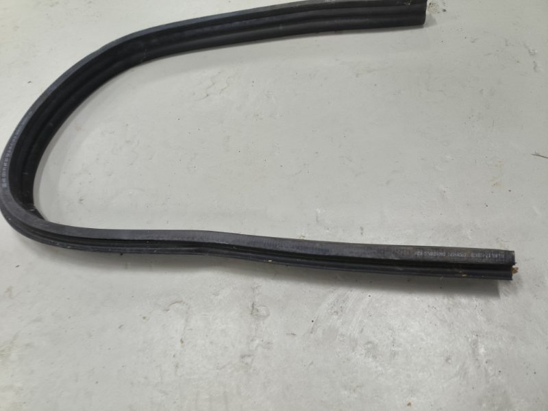 Уплотнительная резинка капота, 3000 рублей, Балашиха