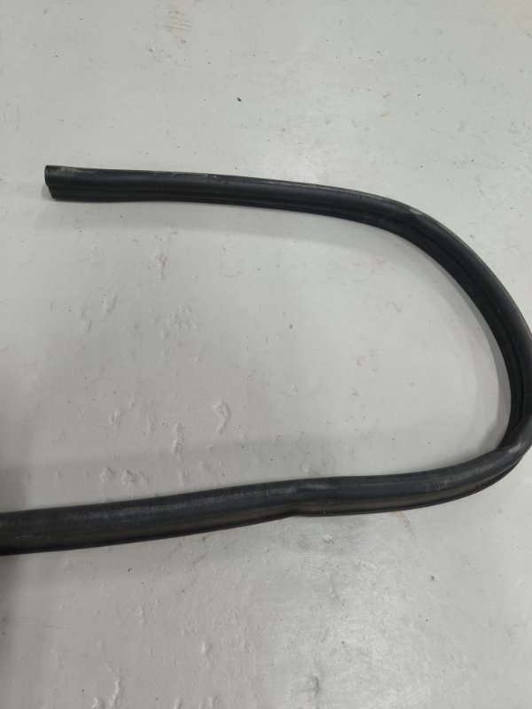 Уплотнительная резинка капота, 3000 рублей, Балашиха