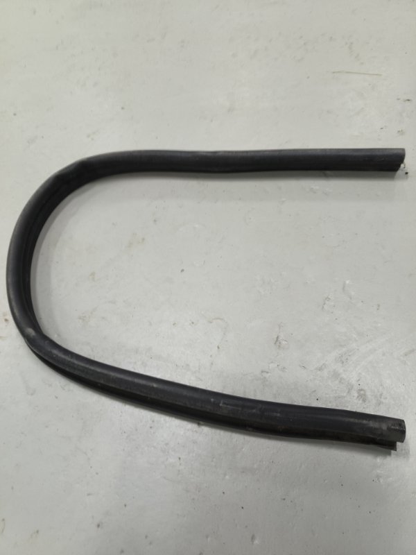 Уплотнительная резинка капота, 3000 рублей, Балашиха