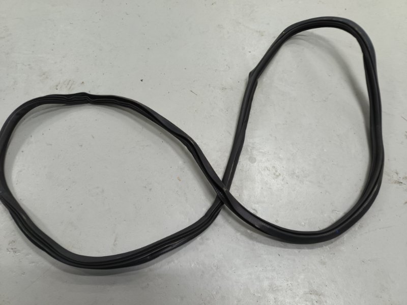 Уплотнительная резинка боковой двери, 2000 рублей, Балашиха