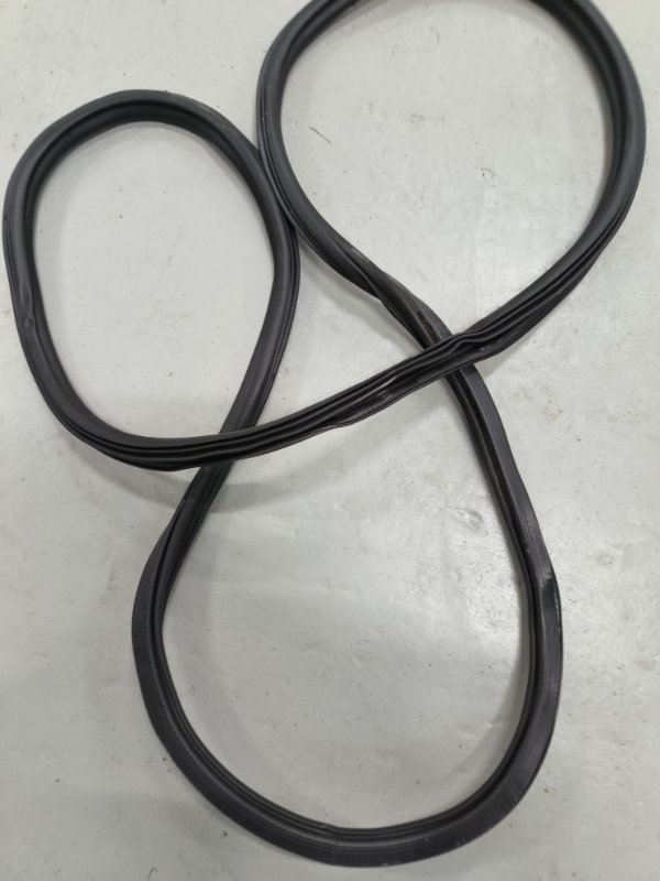 Уплотнительная резинка боковой двери, 2000 рублей, Балашиха