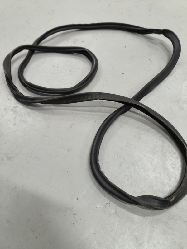 Уплотнительная резинка двери багажника, 2000 рублей, Балашиха