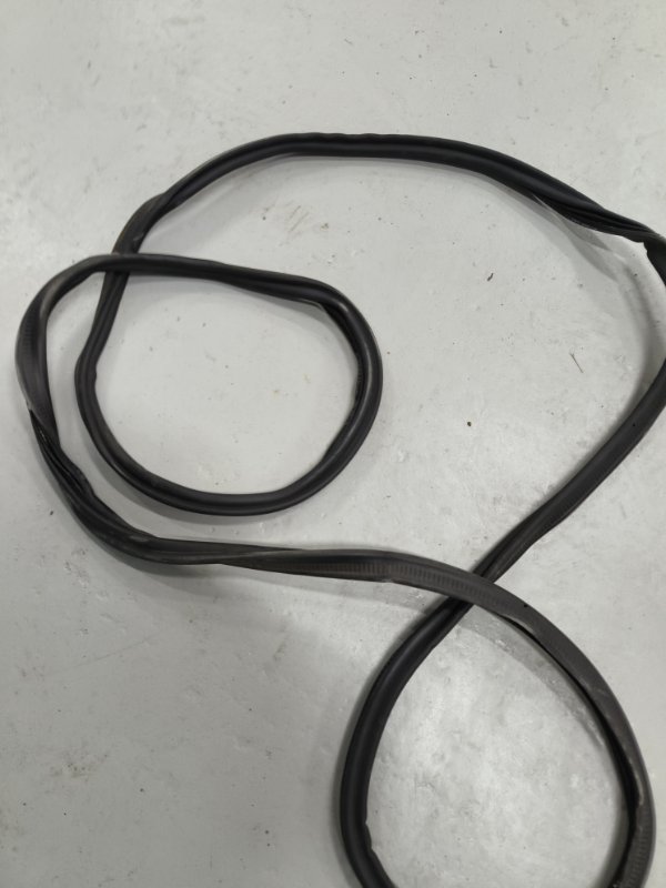 Уплотнительная резинка двери багажника, 2000 рублей, Балашиха