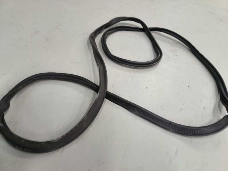 Уплотнительная резинка двери багажника, 2000 рублей, Балашиха