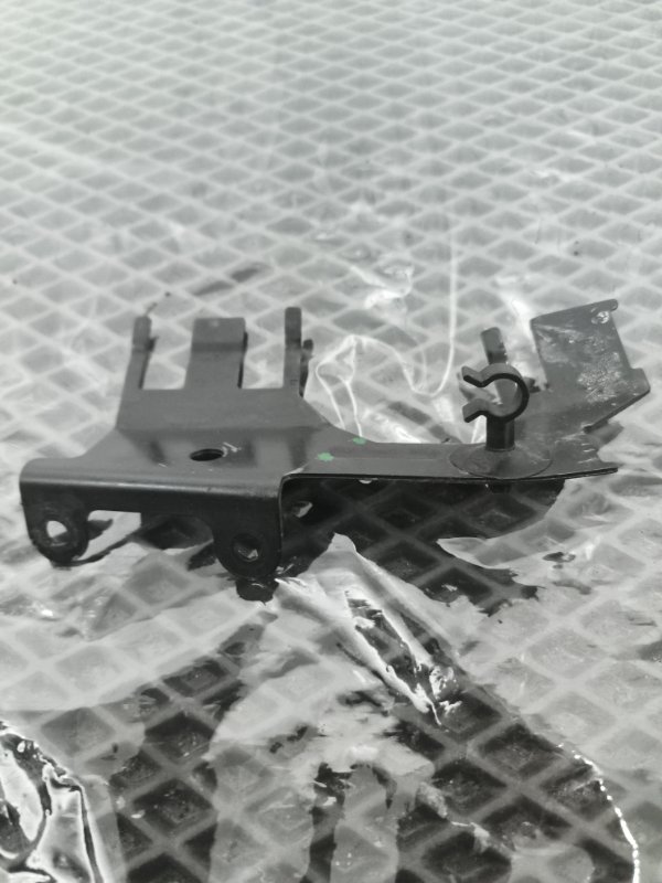 Кронштейн корпуса воздушного фильтра, 1500 рублей, Балашиха