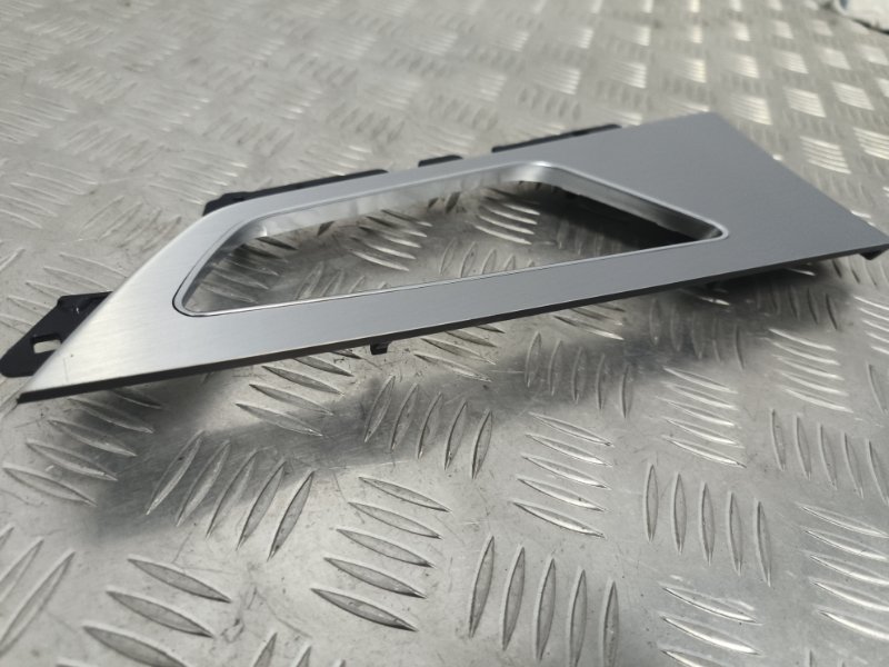 Накладка декоративная, 5000 рублей, Балашиха