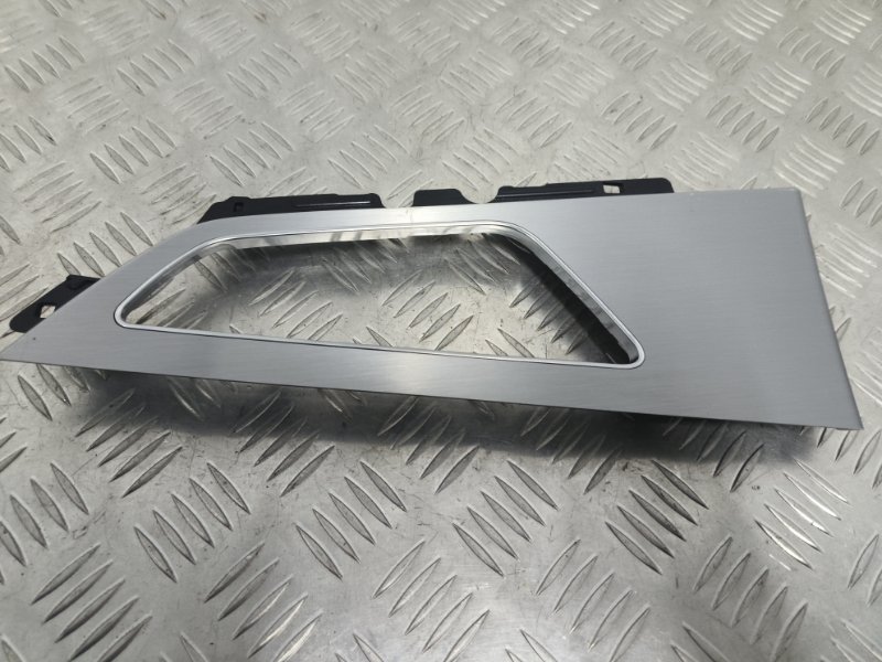 Накладка декоративная, 5000 рублей, Балашиха