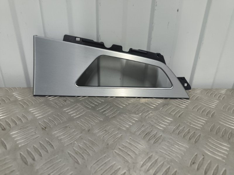 Накладка декоративная, 5000 рублей, Балашиха