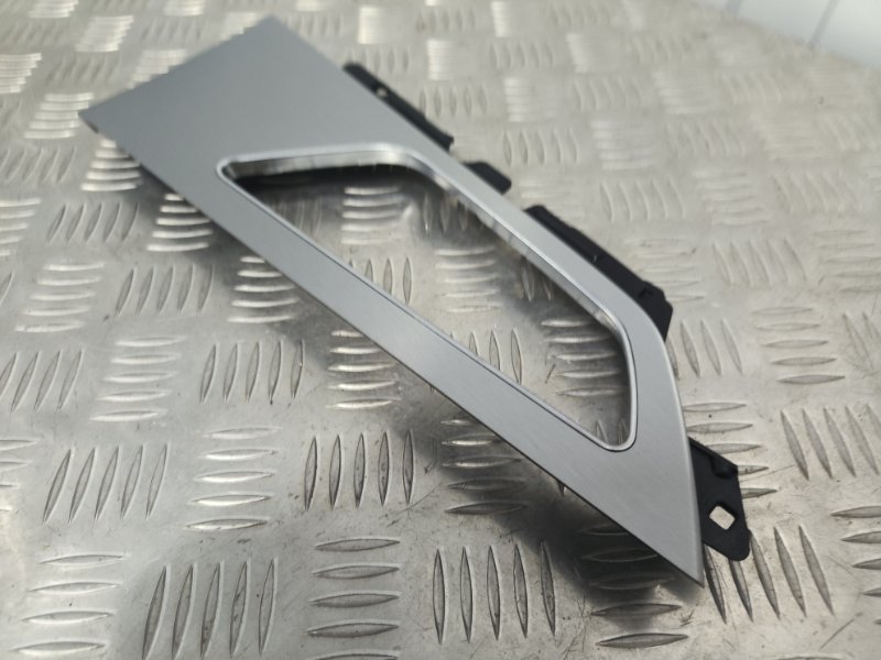 Накладка декоративная, 5000 рублей, Балашиха