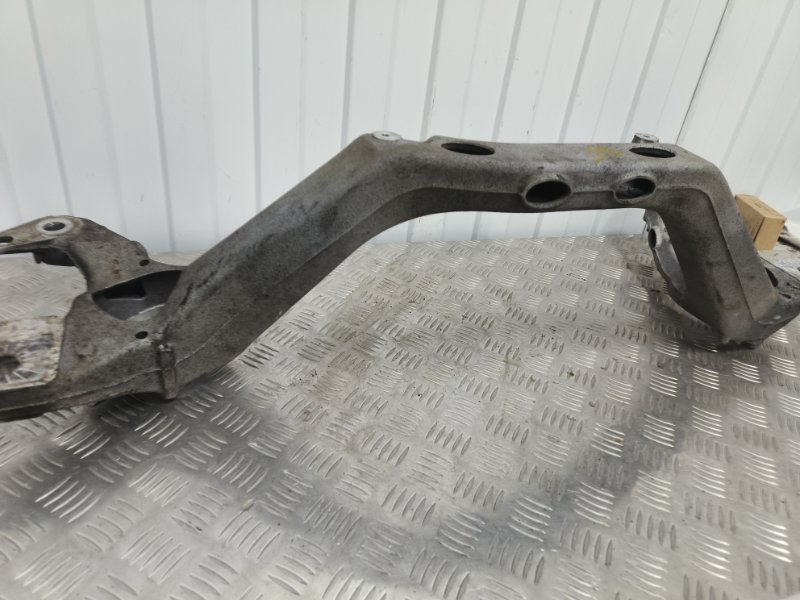 Кронштейн опоры двигателя, 5000 рублей, Балашиха