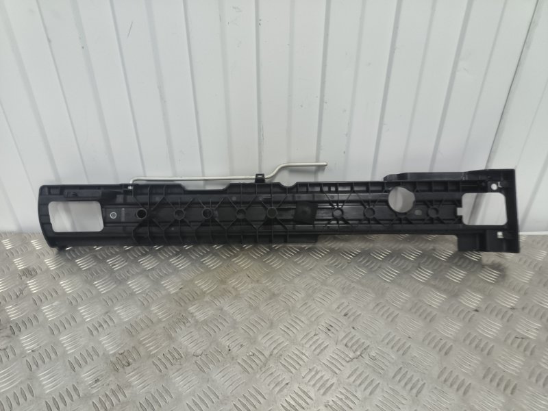 Кронштейн полки багажника, 500 рублей, Балашиха