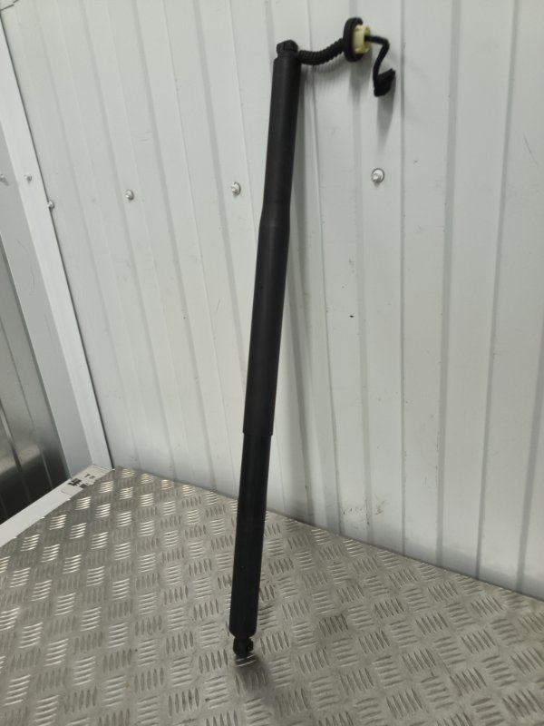 Амортизатор крышки багажника, 9000 рублей, Балашиха