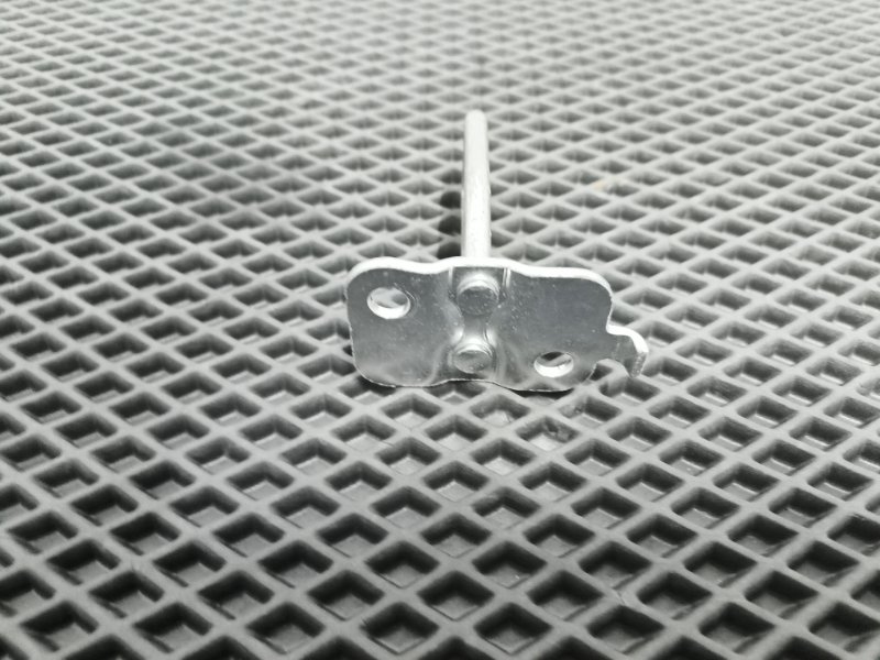 Петля крышки багажника, 1300 рублей, Балашиха