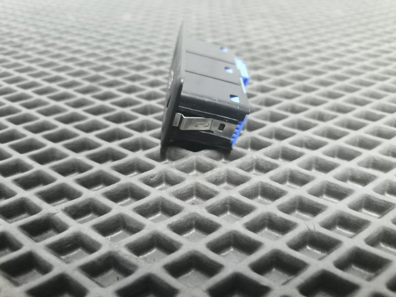 Кнопка открывания багажника, 3500 рублей, Балашиха