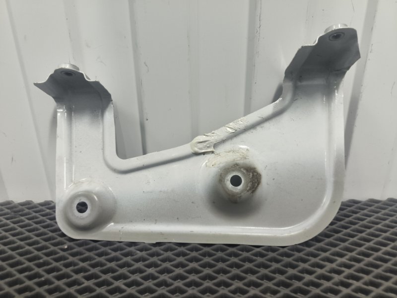 Кронштейн крыла, 1800 рублей, Балашиха