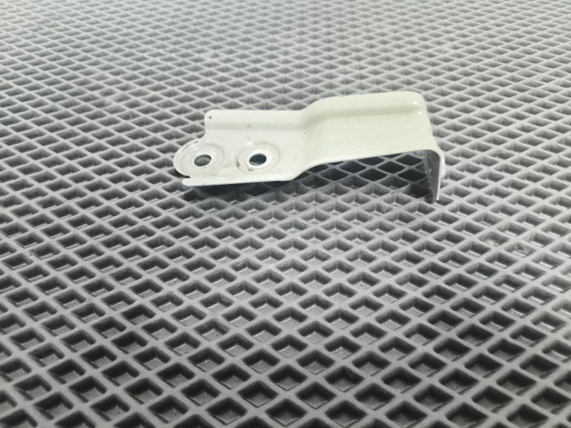 Кронштейн крыла, 2300 рублей, Балашиха