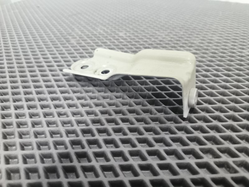 Кронштейн крыла, 2300 рублей, Балашиха