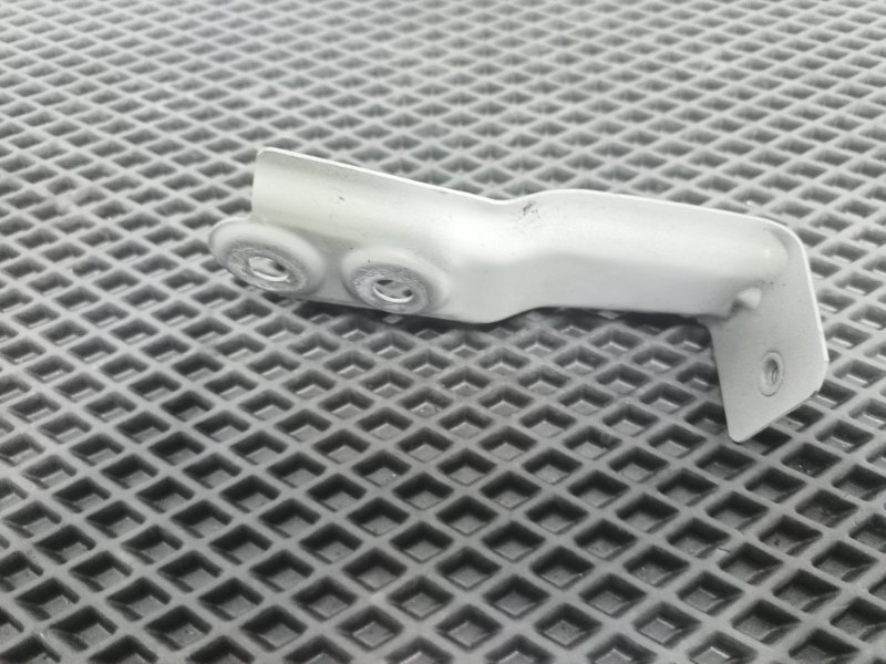 Кронштейн крыла, 2300 рублей, Балашиха