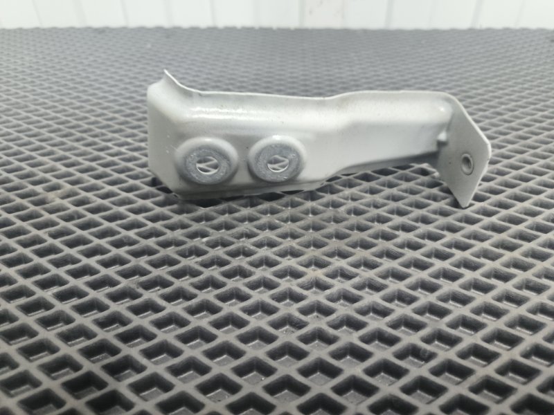 Кронштейн крыла, 1800 рублей, Балашиха