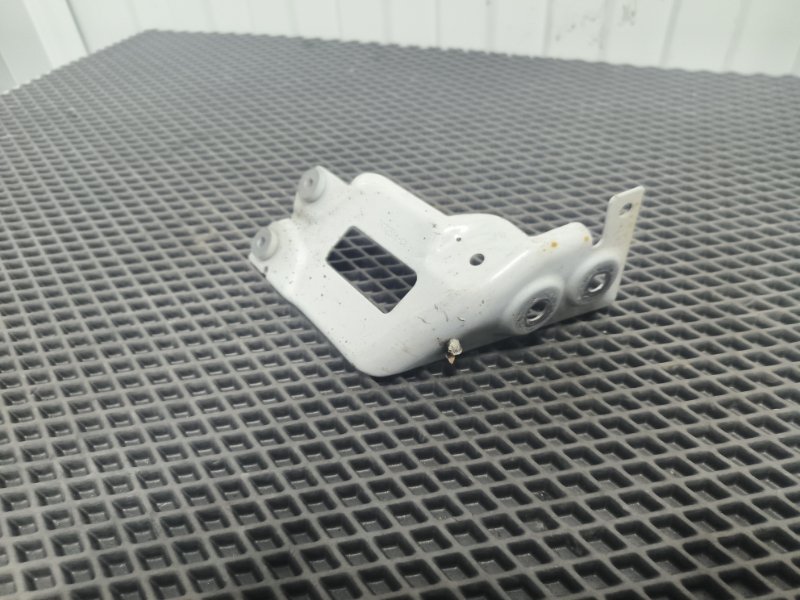 Кронштейн крыла, 2800 рублей, Балашиха