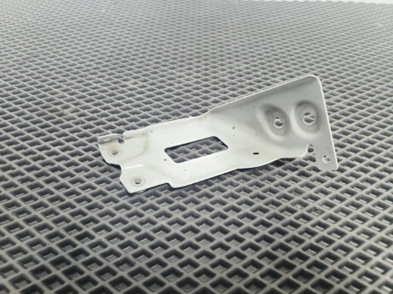 Кронштейн крыла, 2800 рублей, Балашиха