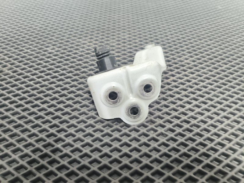 Кронштейн крыла, 2300 рублей, Балашиха