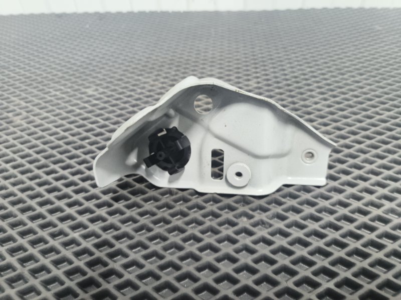 Кронштейн крыла, 2300 рублей, Балашиха