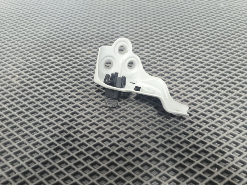 Кронштейн крыла, 2300 рублей, Балашиха