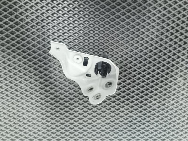 Кронштейн крыла, 2300 рублей, Балашиха